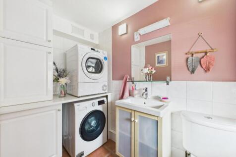 Utility Room/WC