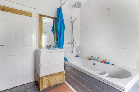 Bathroom-2.jpg