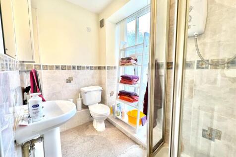 En Suite 1