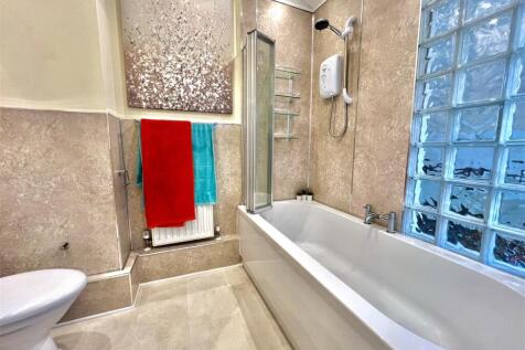 En Suite 2