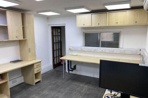Unit E Cobbold Estate