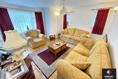 Lounge2.....jpg