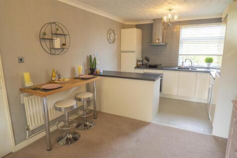 Grove6Kitchen....jpg
