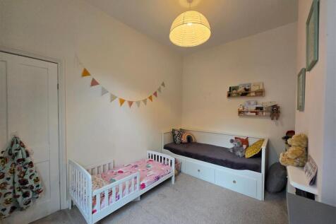 Bedroom 2.jpg