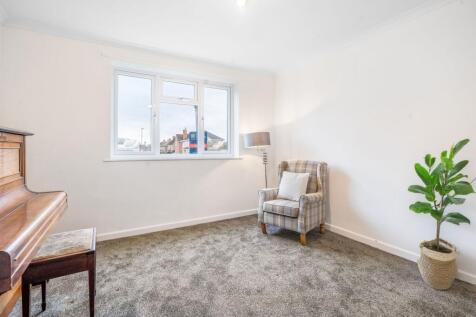 Family Room / Office / Bedroom