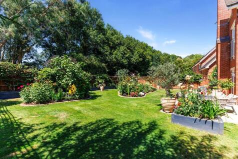 95258_8 Montague Park Winkfield (16)_low.jpg