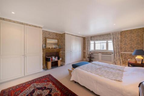 Flat 3, 3 Eaton Place Hi-18.jpg