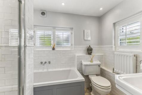 88914_17 Oliver Road(19)_low.jpg