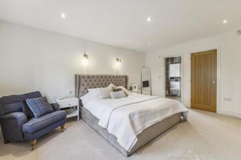 89601_1B Mytchett Road Mytchett(14)_low.jpg