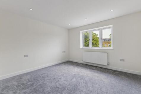 93575_Plot 2 The Squirells North St(11)_low.jpg