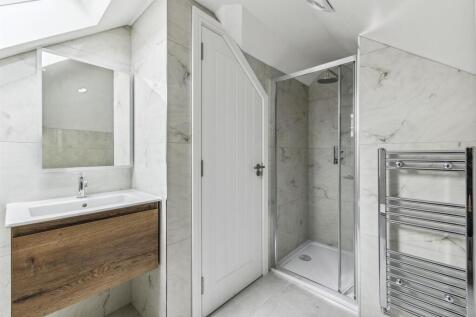 93575_Plot 2 The Squirells North St(20)_low.jpg