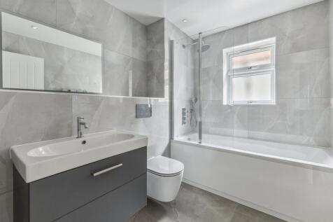 93575_Plot 2 The Squirells North St(21)_low.jpg
