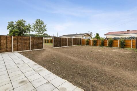 93575_Plot 2 The Squirells North St(23)_low.jpg