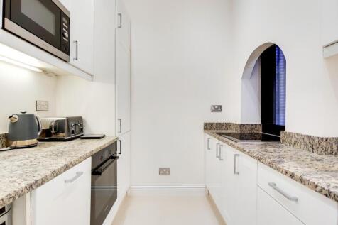 2_Kitchen-0.jpg