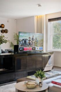 Flat A, 54 Cadogan Square Hi-45.jpg