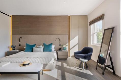 Flat A, 54 Cadogan Square Hi-36.jpg