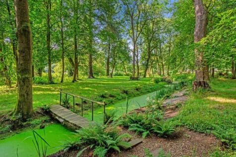 76950_3 The Courtyard Moor Park (33)_low.jpg