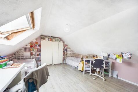 loft room.jpg
