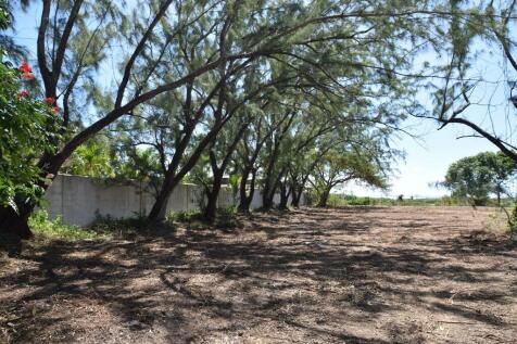 Wall to adj.lot E