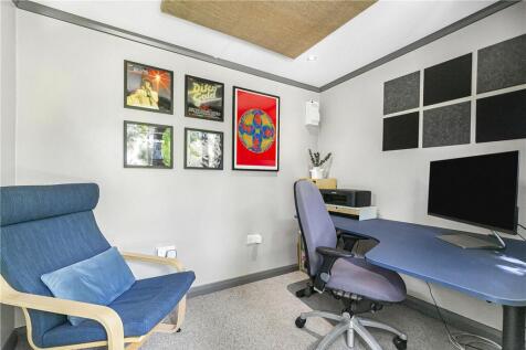 Studio/Home Office