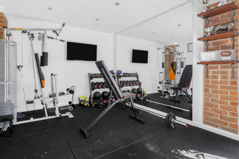 Gym/Office
