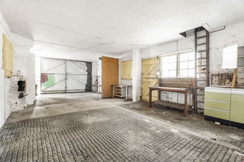 Outbuilding