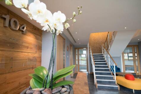 104DaltonAvenue1.jpg