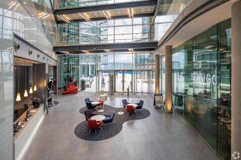 Lobby (1).jpg
