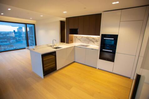 Kitchen 2.jpg
