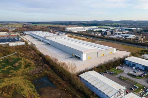 Titan Knowsley.jpg