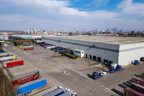 4c7bc40de6ae4416510cb0fe8ff6881cdronephoto085.jp