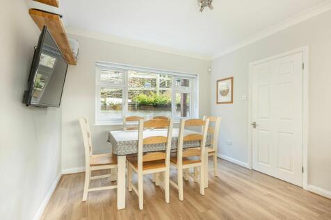 Kitchen/Dining Area