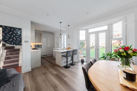 Family Room/Diner