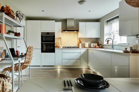 Lots of storage and cooking space