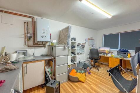 128 Long Street - Image-7.jpg
