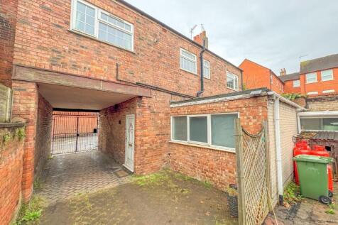 128 Long Street - Image-16.jpg
