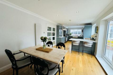 Kitchen Living Dining Area