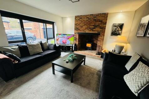 Cosy Second Lounge