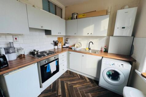 Kitchen / Breakfast Room