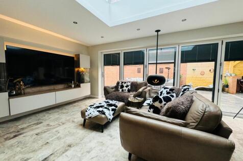 Sun Lounge Extention