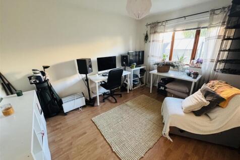 Sitting Room/3rd Bedroom