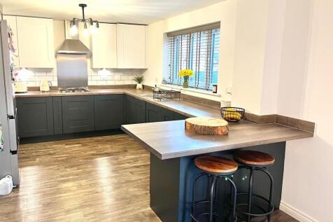 kitchen/family room