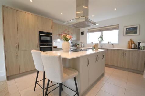 kitchen/family room