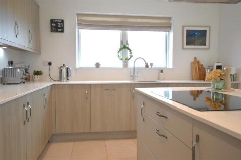 kitchen/family room