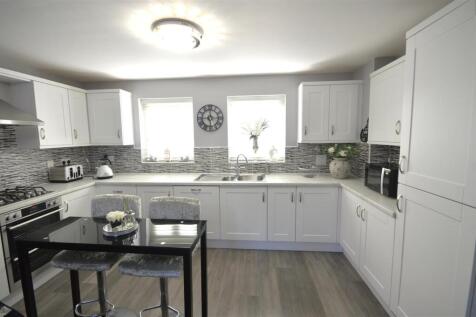 kitchen/family room
