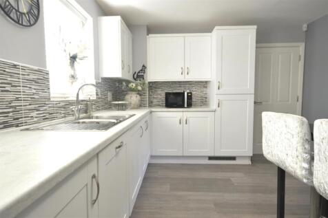 kitchen/family room