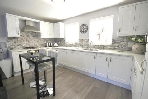 kitchen/family room