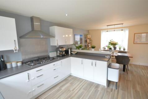 kitchen/family room