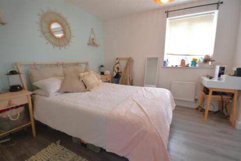 bedroom1