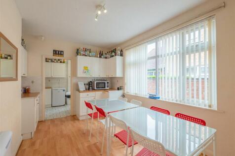 kitchen 1.jpg